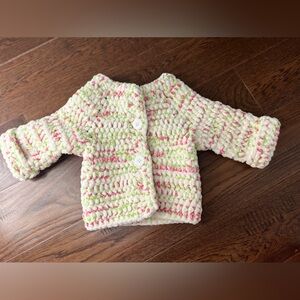 Baby sweater for girls. 0-3 months